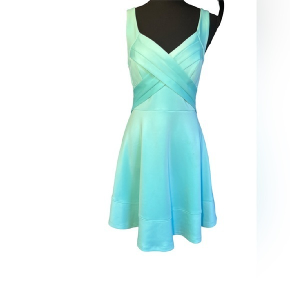 Honey & Rose Woman’s Mint Formal‎ Dress | Size M